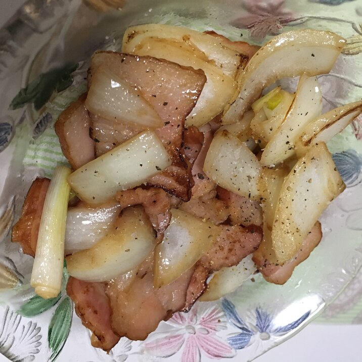 おつまみ ベーコンと玉ねぎの炒めもの レシピ 作り方 By ドラざえもん009 楽天レシピ おつまみ ベーコンと玉ねぎの炒めもの レシピ 作り方 By ドラざえもん009 楽天レシピ